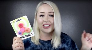 glamspin fidget spinner and lipgloss